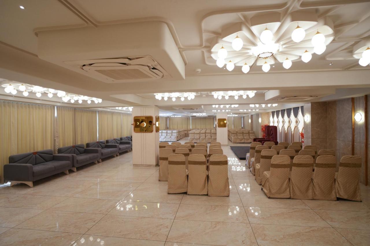 Rds Hotel アーメダバード エクステリア 写真