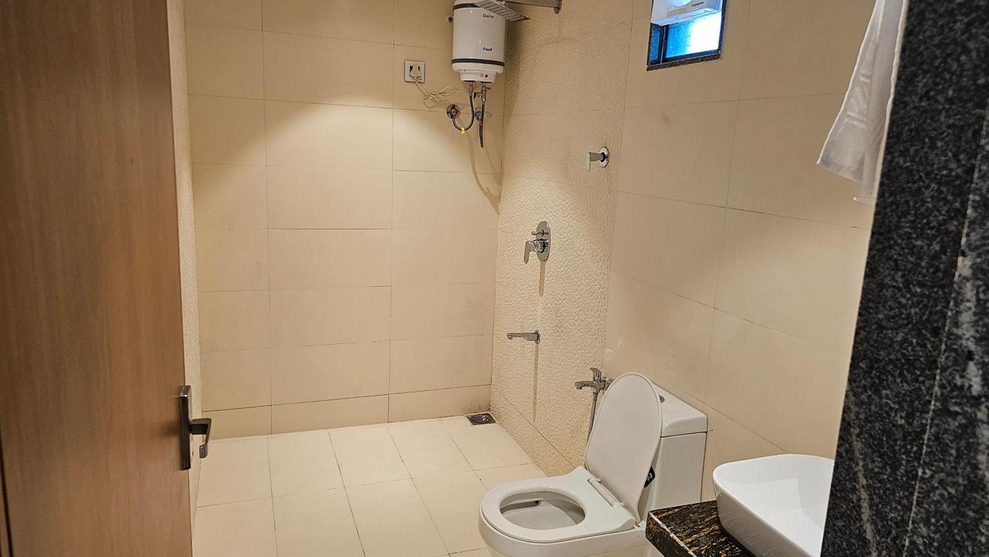 Rds Hotel アーメダバード エクステリア 写真
